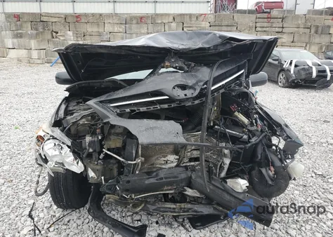 2013 Toyota Corolla Base z USA, uszkodzony, nr VIN 5YFBU4EE5DP165191